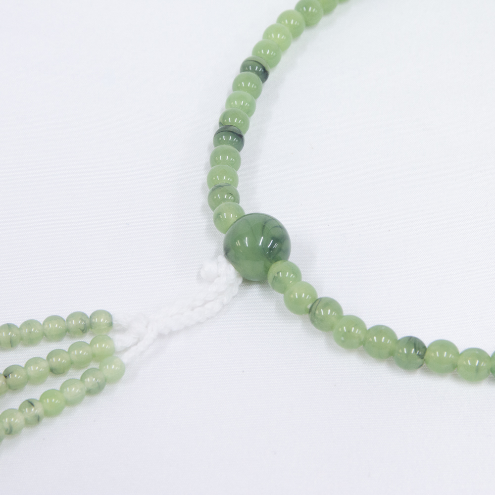 雲翡翠 数珠 8寸（小・女性向け） プラスチック 綿房 創価学会念珠